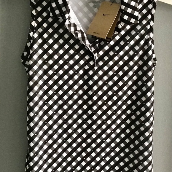 NWT~Nike Women’s Dri-Fit Sleeveless Golf Polo Shirt~Black and WhiteSize XS - Picture 8 of 14